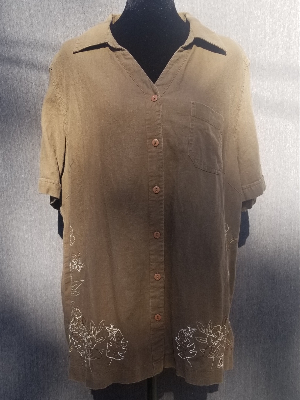 Lightweight Button-Up Shirt in Tan Brown with Floral Embroidery 71